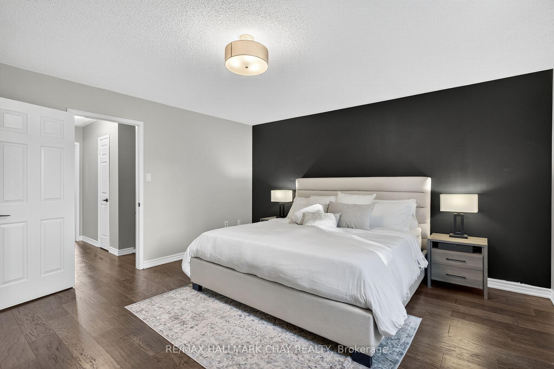 Photo 27 of 53 McKnight Crescent, New Tecumseth, Tottenham — HOMEH