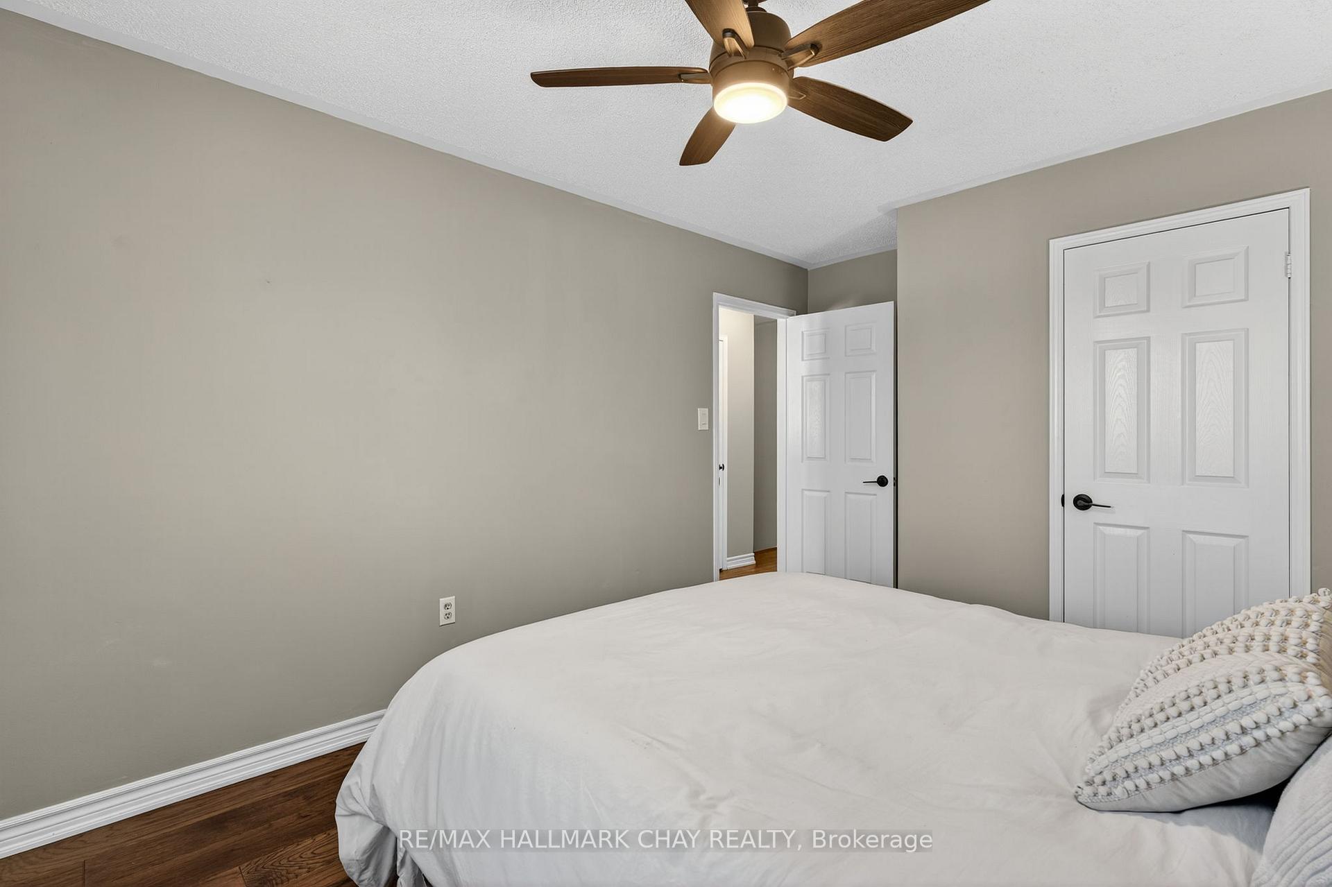 Photo 33 of 53 McKnight Crescent, New Tecumseth, Tottenham — HOMEH