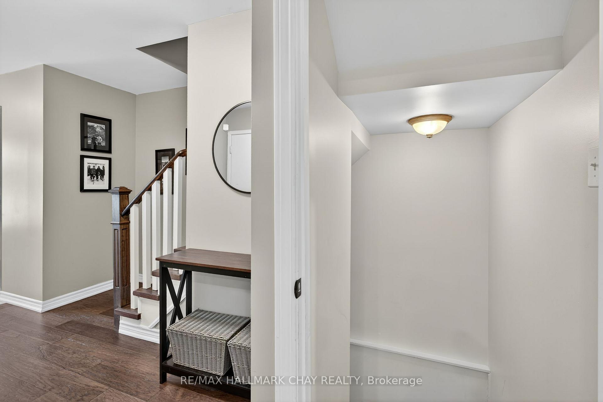 Photo 35 of 53 McKnight Crescent, New Tecumseth, Tottenham — HOMEH
