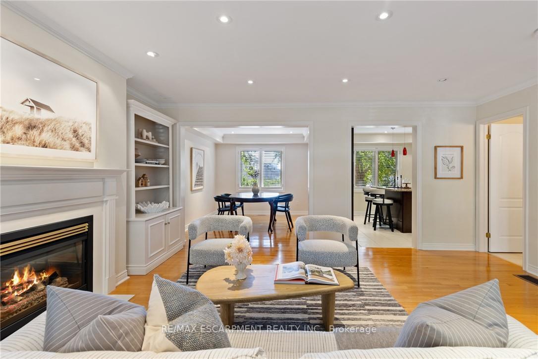 Photo 16 of 126 Brant Street, Oakville, Central — HOMEH