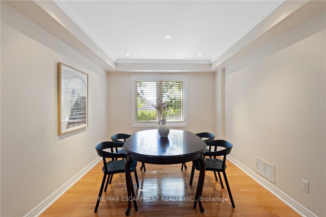 Photo 18 of 126 Brant Street, Oakville, Central — HOMEH