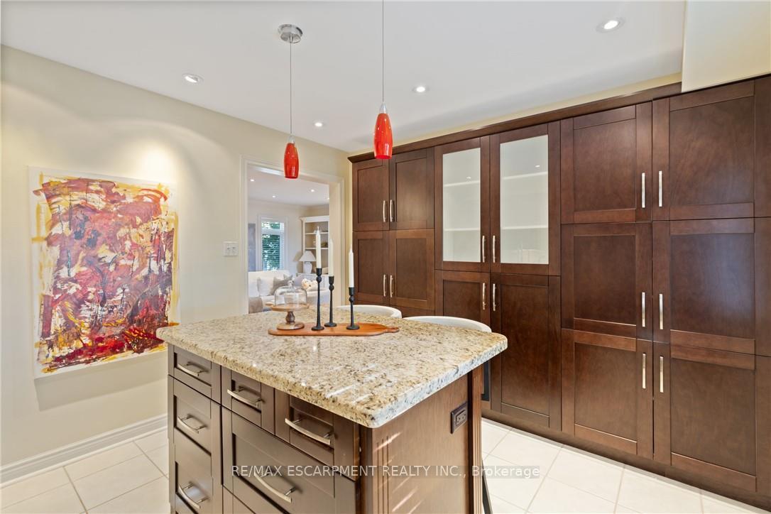 Photo 21 of 126 Brant Street, Oakville, Central — HOMEH