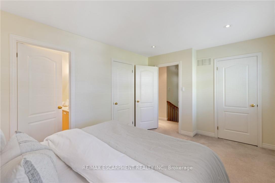 Photo 27 of 126 Brant Street, Oakville, Central — HOMEH