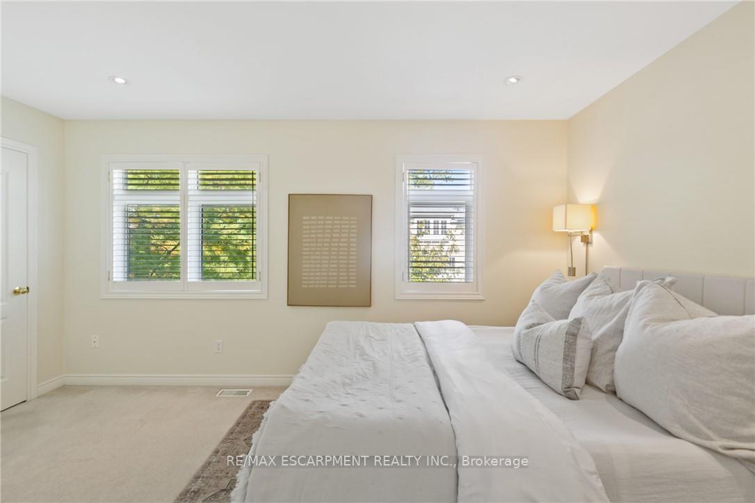 Photo 28 of 126 Brant Street, Oakville, Central — HOMEH