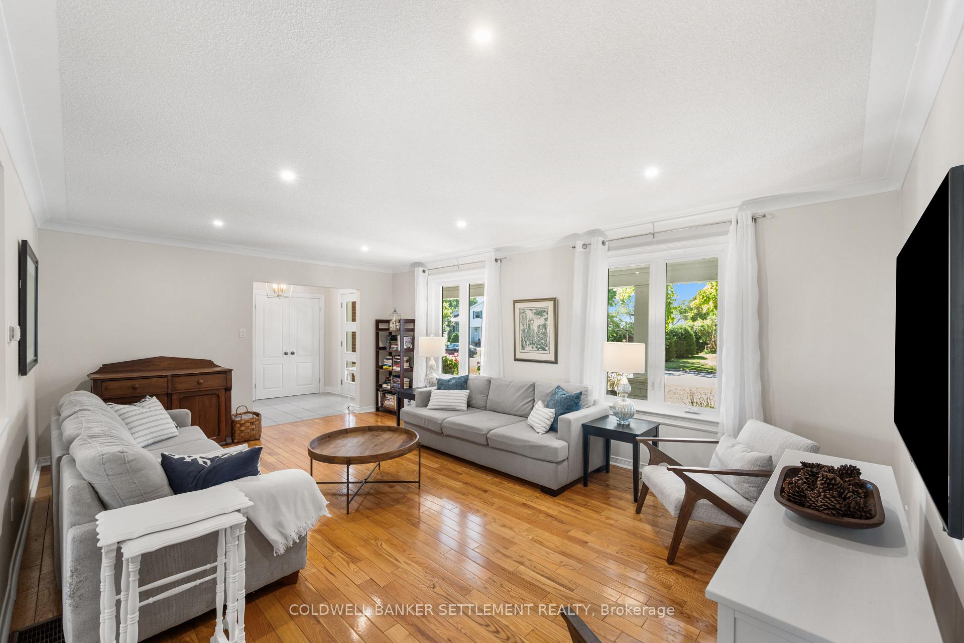 Photo 10 of 11 Scott Crescent, Perth — HOMEH