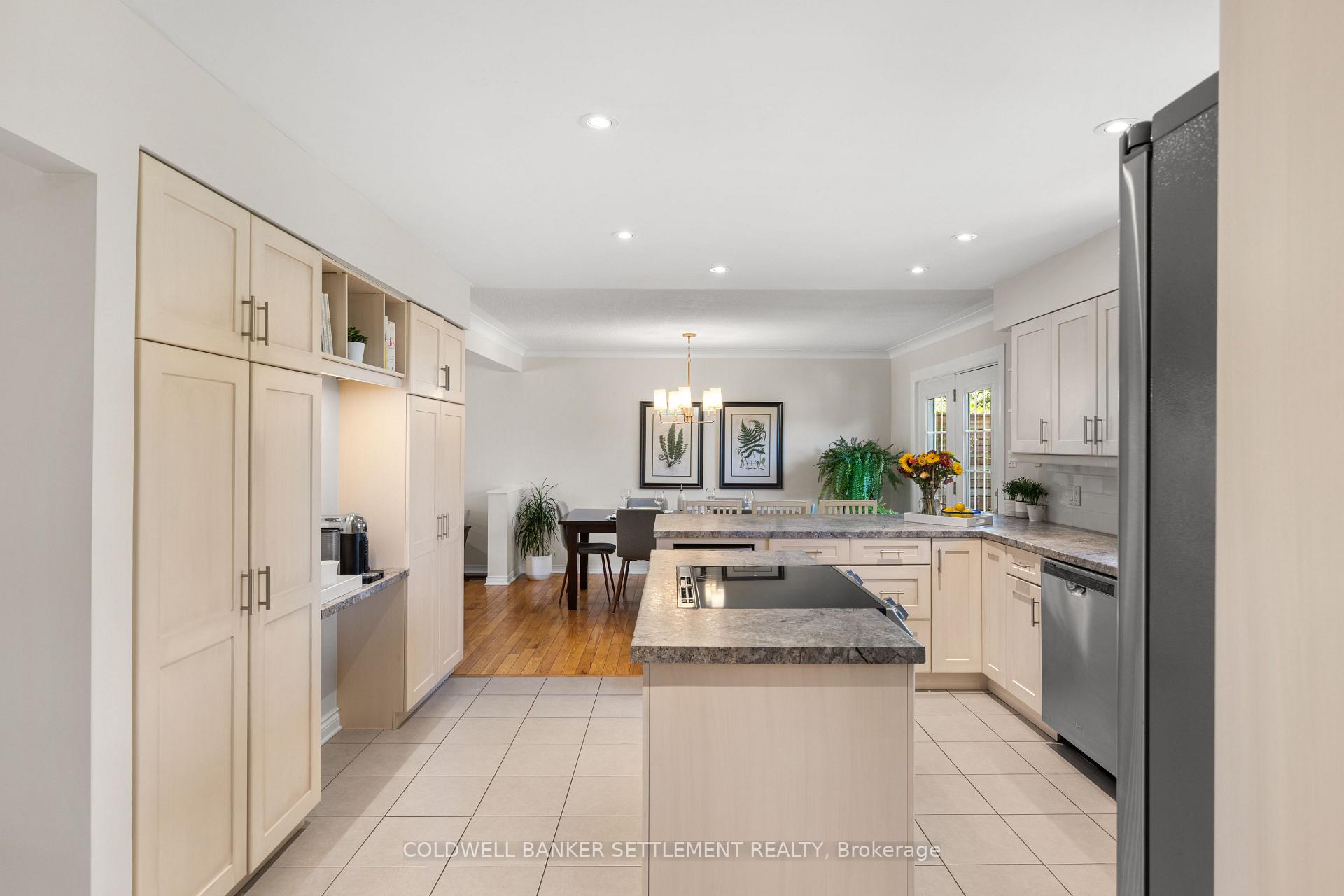 Photo 16 of 11 Scott Crescent, Perth — HOMEH