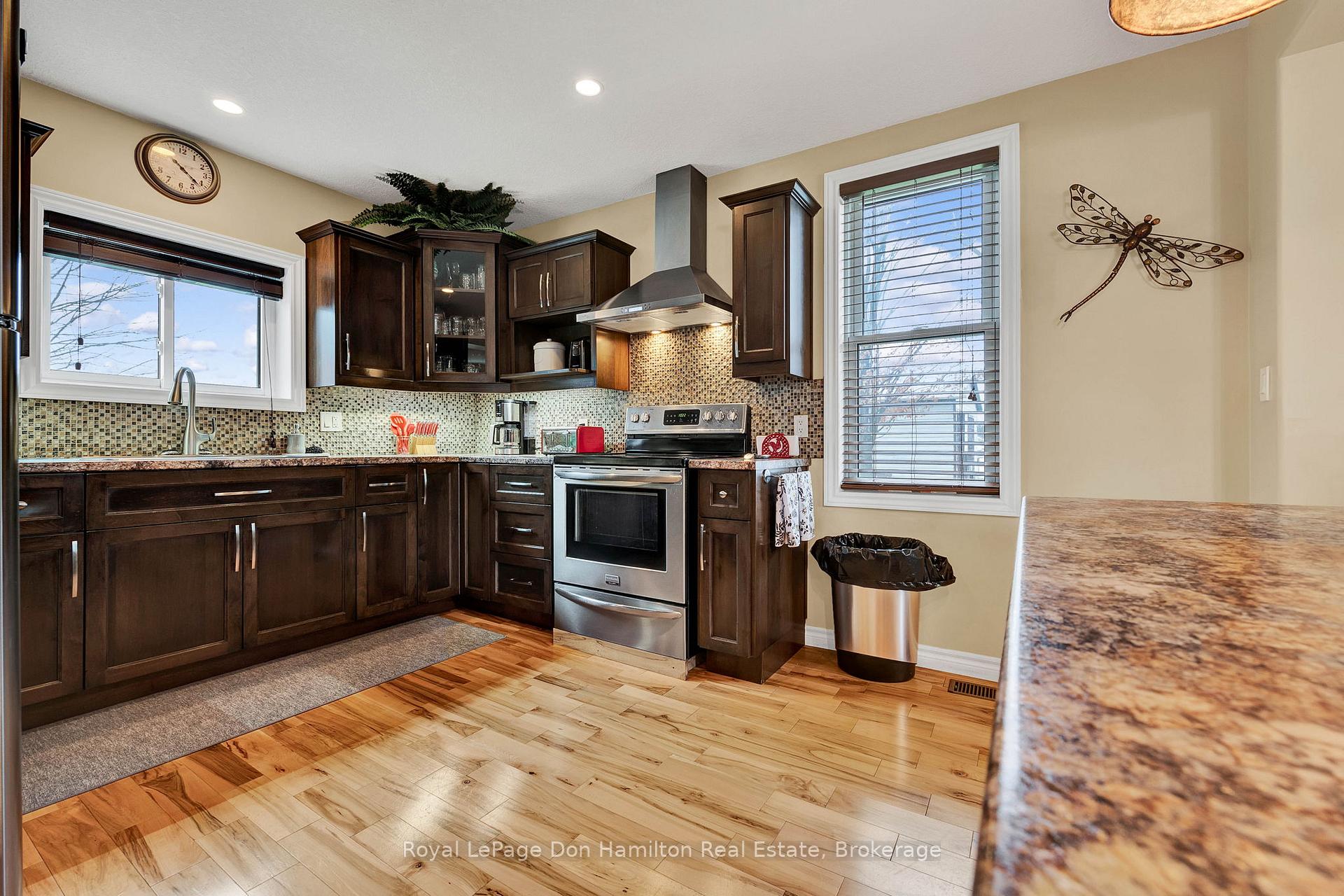 Photo 4 of 7078 86 Line, North Perth, Wallace — HOMEH