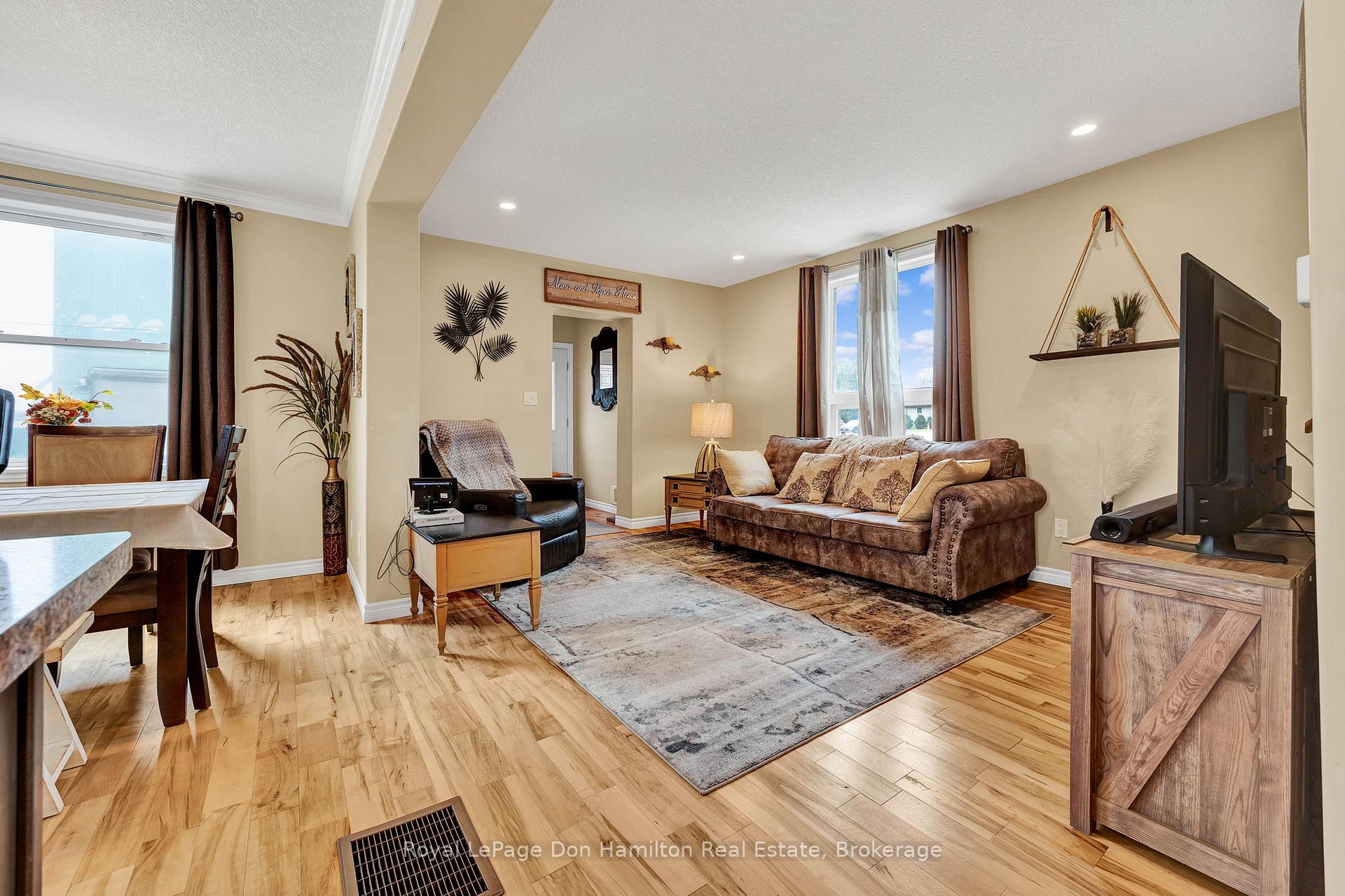 Photo 6 of 7078 86 Line, North Perth, Wallace — HOMEH