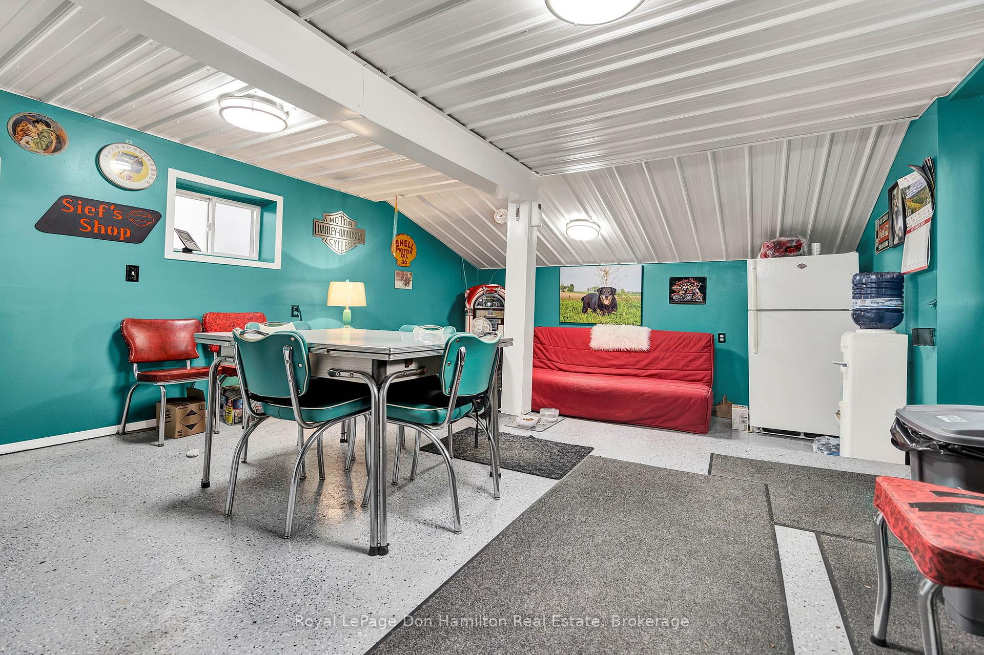 Photo 25 of 7078 86 Line, North Perth, Wallace — HOMEH