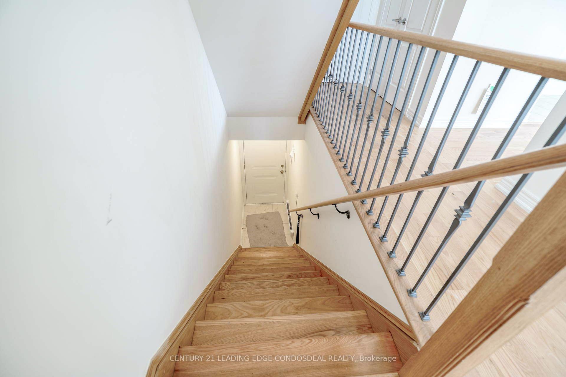Photo 6 of Unit 3, 1 Alicia Lane, Markham, Box Grove — HOMEH
