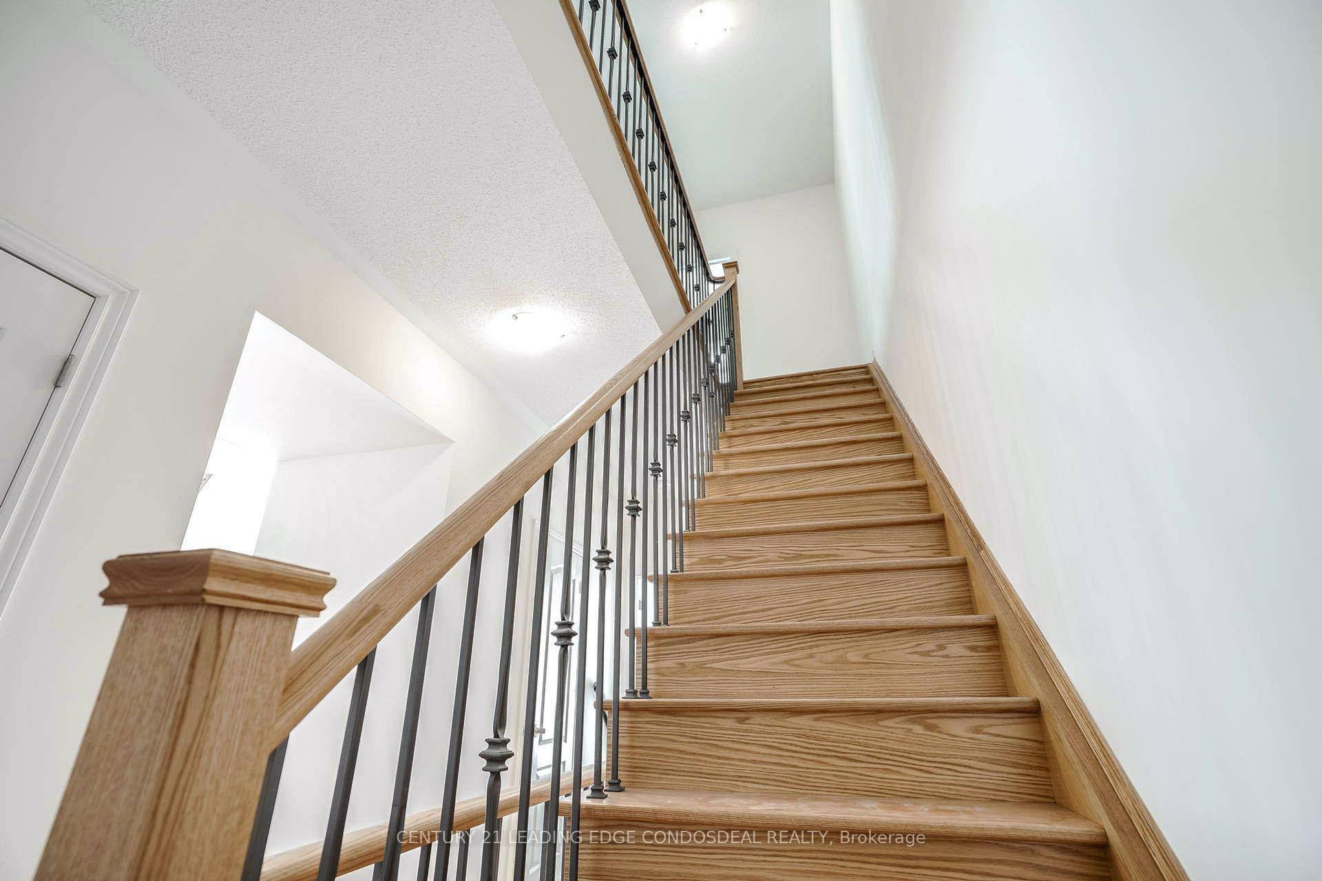 Photo 20 of Unit 3, 1 Alicia Lane, Markham, Box Grove — HOMEH