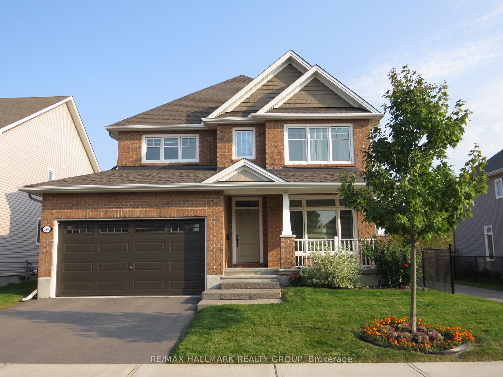 Front of 594 Baie Des Castors Street