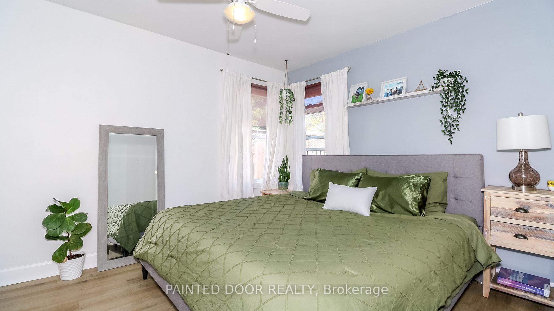 Photo 8 of 7 Albany Avenue, Orillia — HOMEH
