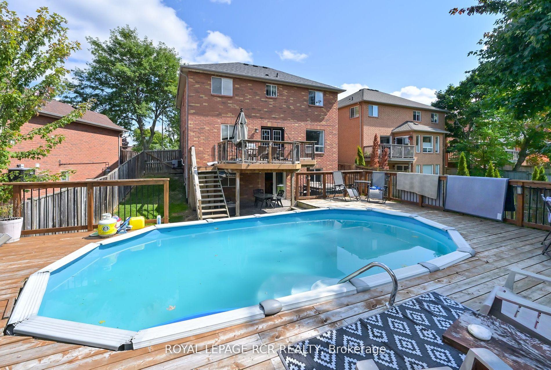 Photo 35 of 22 Coburn Crescent, New Tecumseth, Beeton — HOMEH