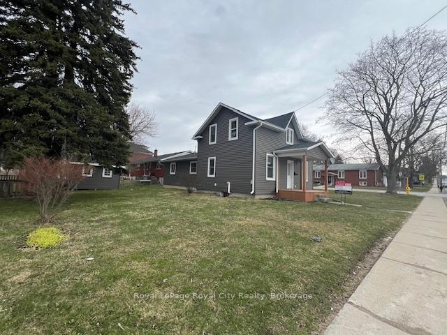 Photo 2 of 103 Victoria Street E, North Huron, Wingham — HOMEH