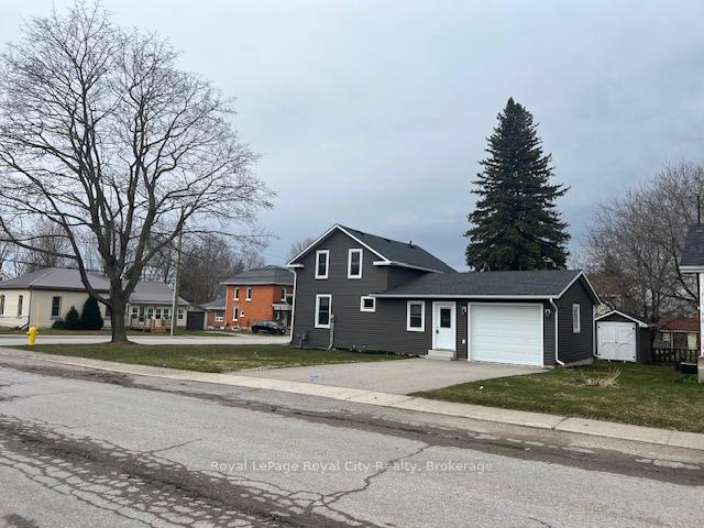 Photo 3 of 103 Victoria Street E, North Huron, Wingham — HOMEH