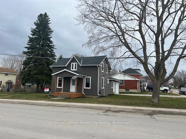 Photo 4 of 103 Victoria Street E, North Huron, Wingham — HOMEH