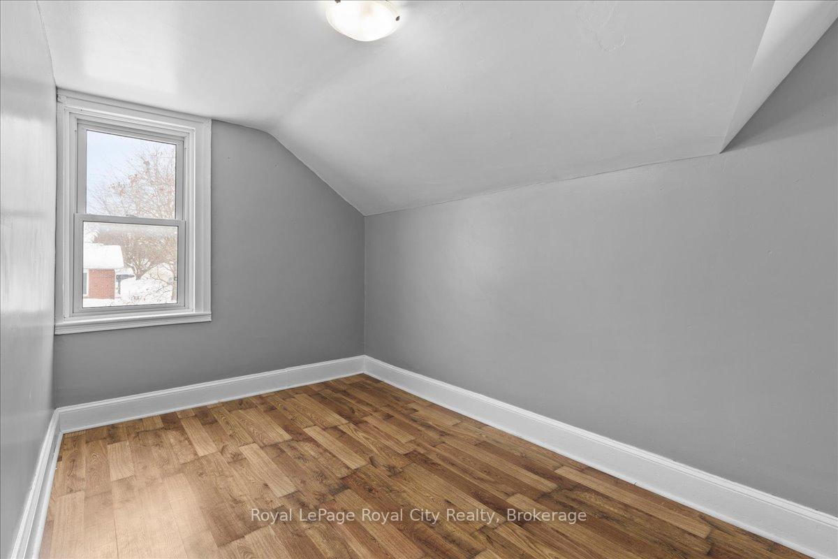 Photo 21 of 103 Victoria Street E, North Huron, Wingham — HOMEH