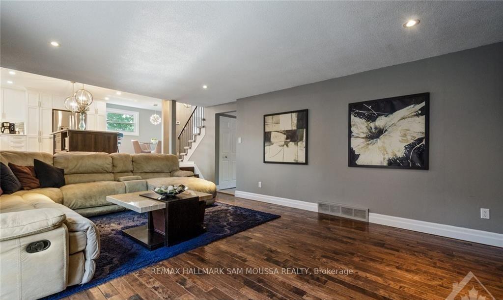 Photo 14 of 1791 Calumet Lane, Ottawa, Convent Glen South — HOMEH