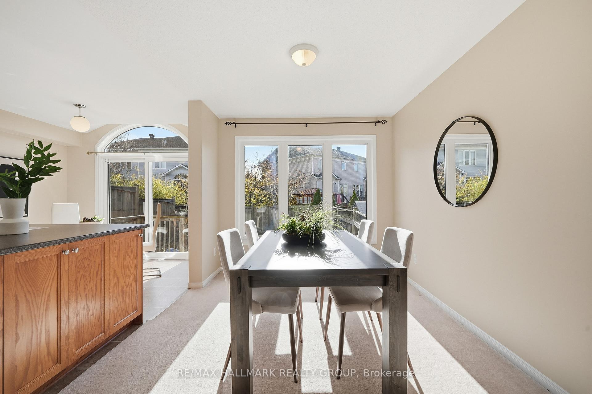 Photo 7 of 204 Greenridge Street, Ottawa, Chapel Hill — HOMEH
