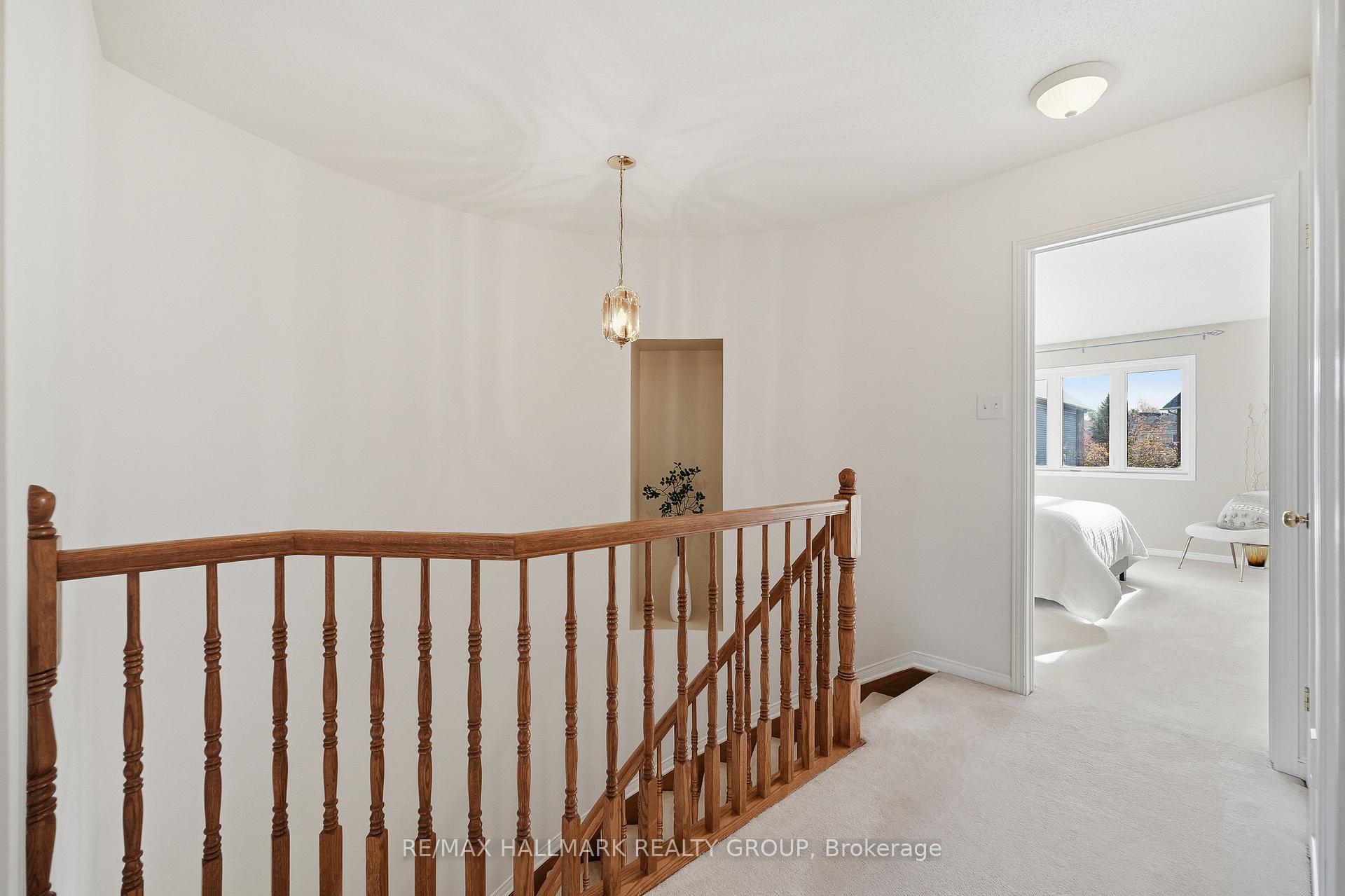 Photo 16 of 204 Greenridge Street, Ottawa, Chapel Hill — HOMEH