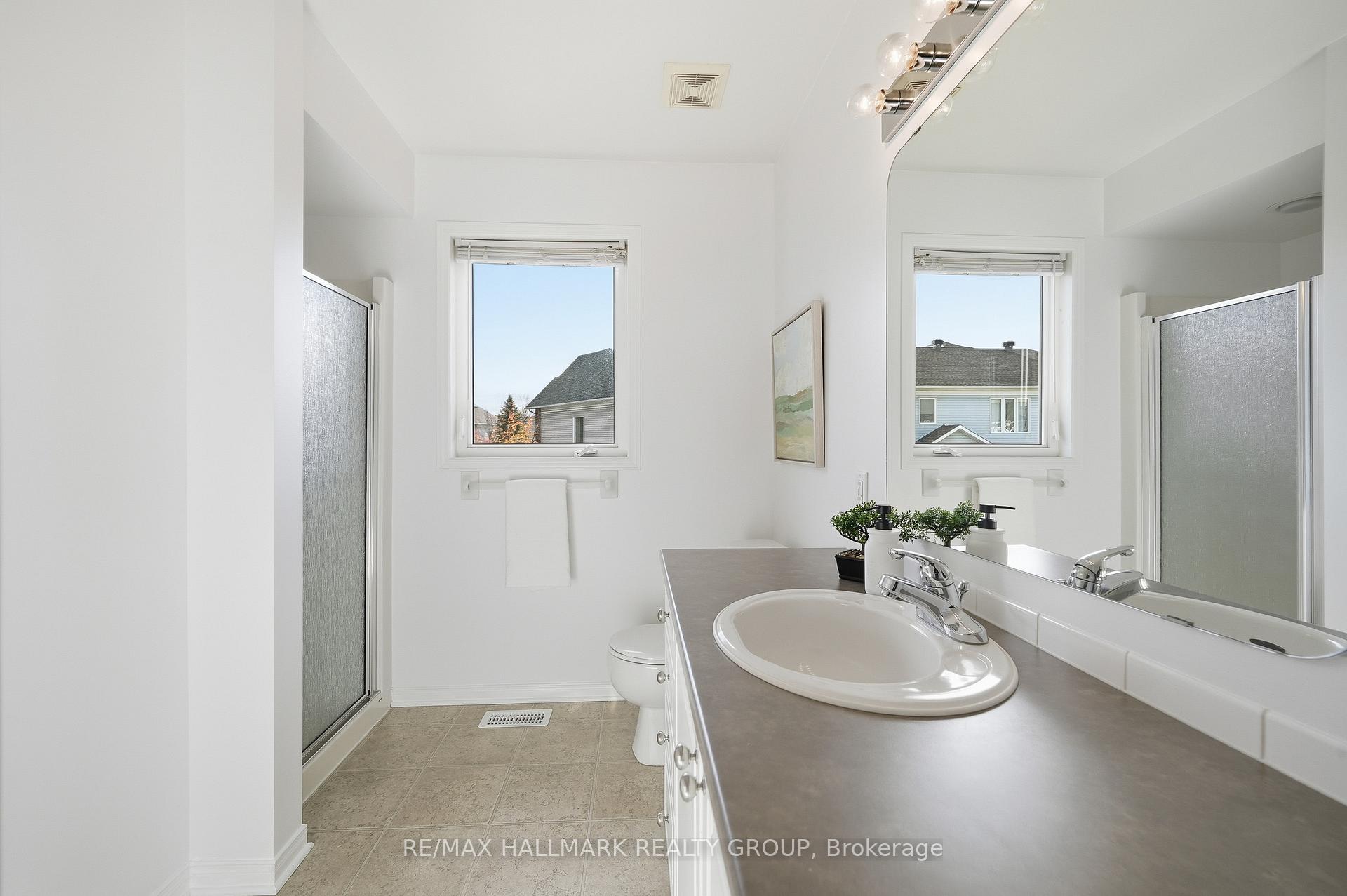 Photo 20 of 204 Greenridge Street, Ottawa, Chapel Hill — HOMEH