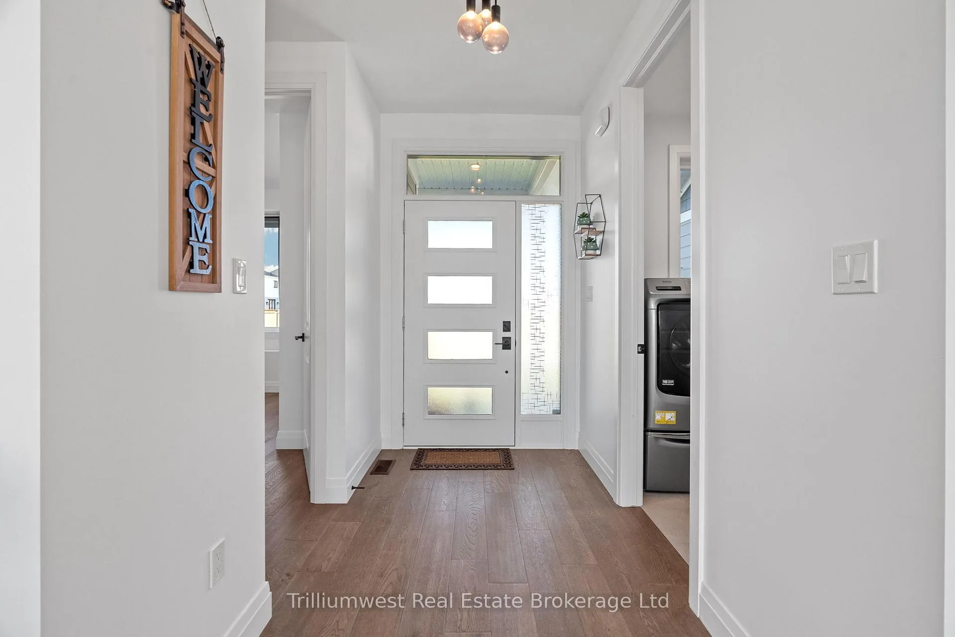 Photo 6 of 155 Mcleod Street, North Middlesex, Parkhill — HOMEH