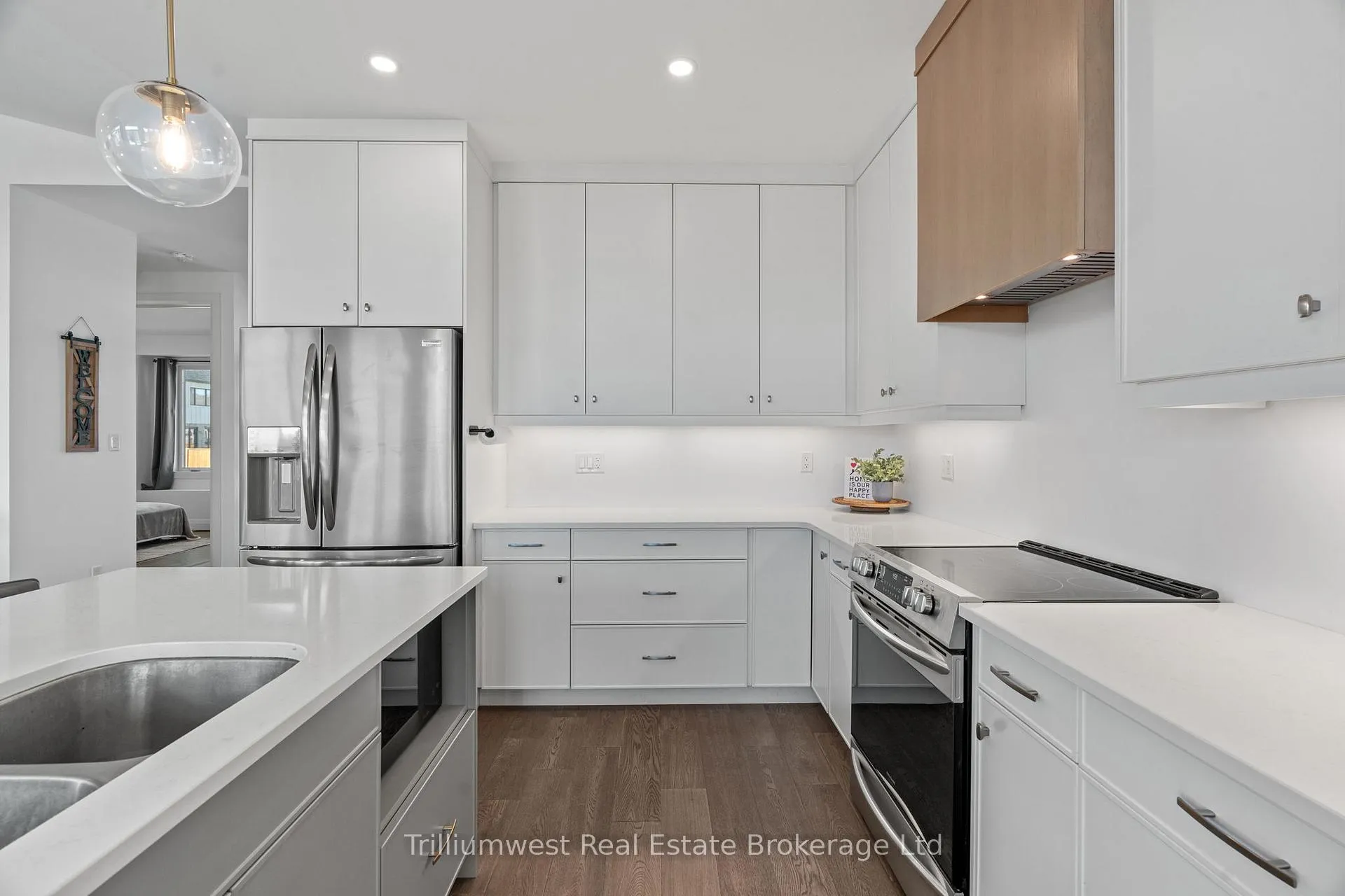 Photo 15 of 155 Mcleod Street, North Middlesex, Parkhill — HOMEH