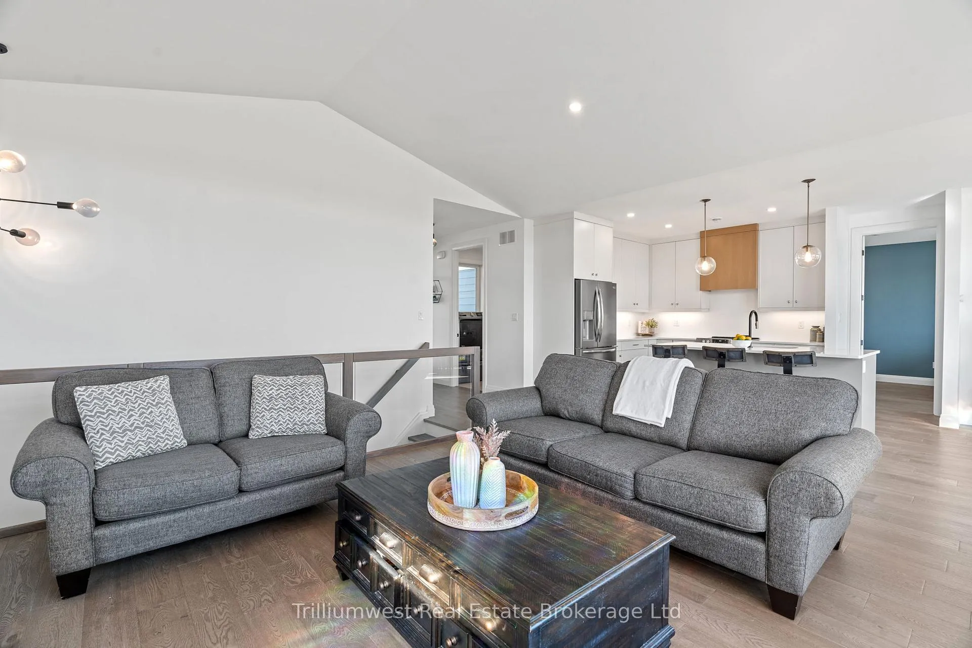 Photo 22 of 155 Mcleod Street, North Middlesex, Parkhill — HOMEH