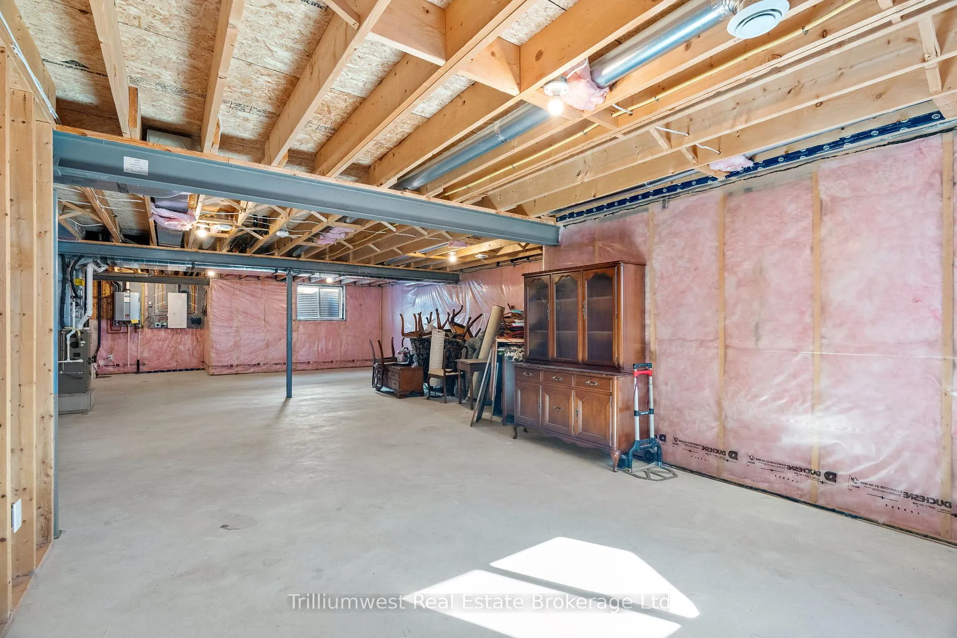 Photo 35 of 155 Mcleod Street, North Middlesex, Parkhill — HOMEH
