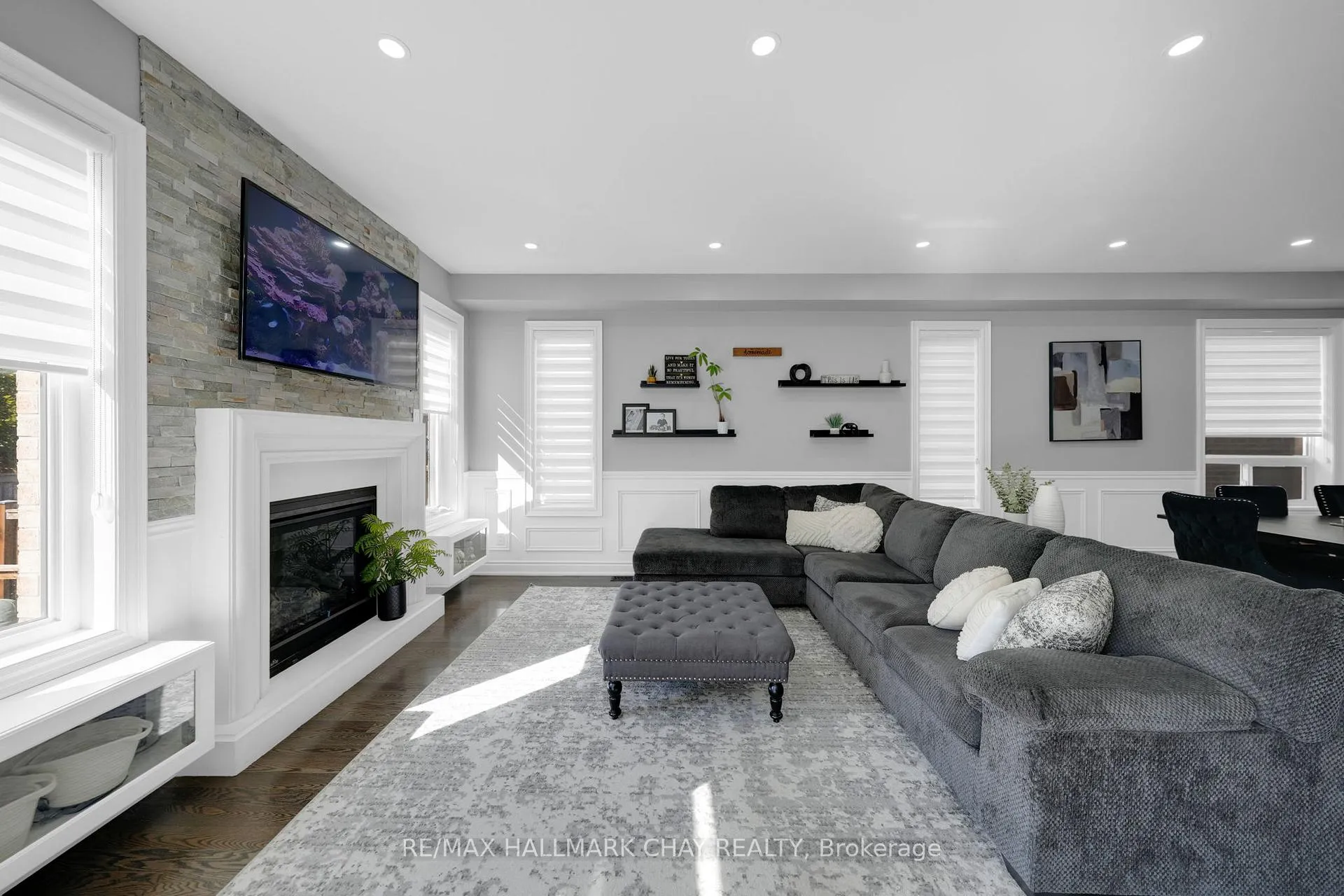Photo 12 of 38 Sydie Lane, New Tecumseth, Tottenham — HOMEH