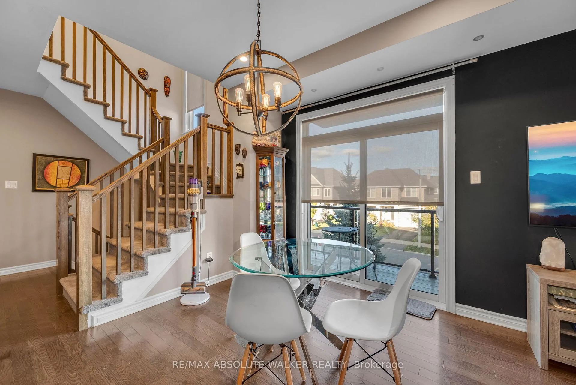 Photo 14 of 129 Chaperal Private, Ottawa, Avalon West — HOMEH