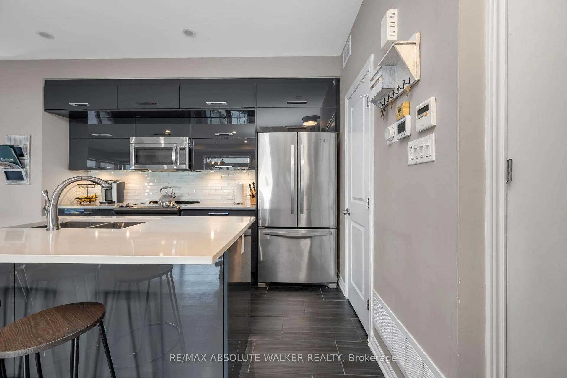 Photo 15 of 129 Chaperal Private, Ottawa, Avalon West — HOMEH