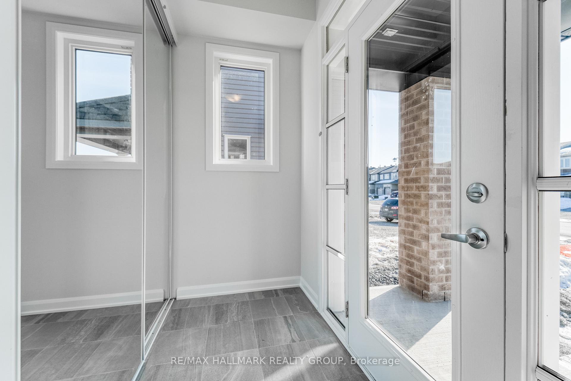 Photo 3 of 569 Decoeur Drive, Ottawa, Avalon West — HOMEH