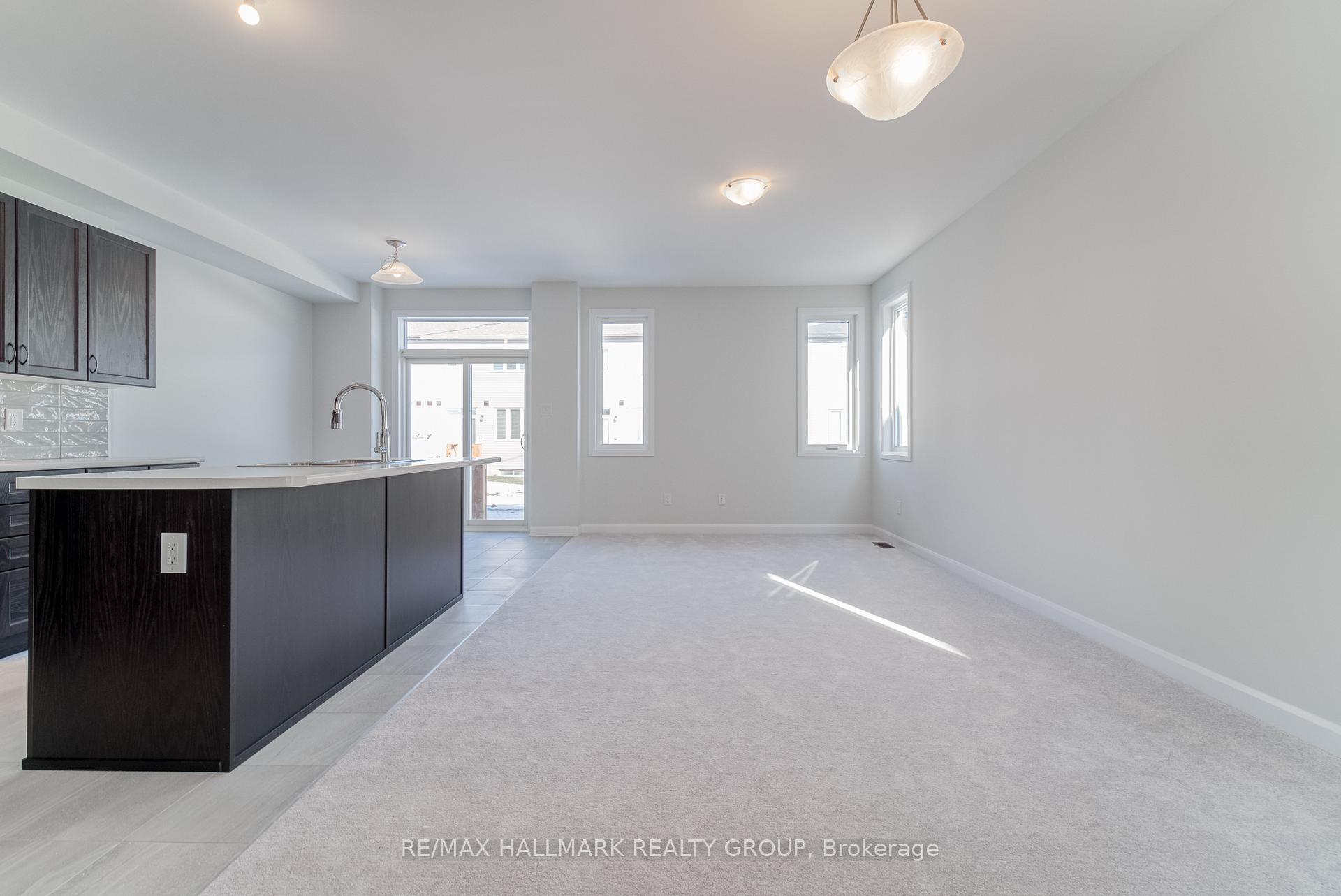 Photo 8 of 569 Decoeur Drive, Ottawa, Avalon West — HOMEH