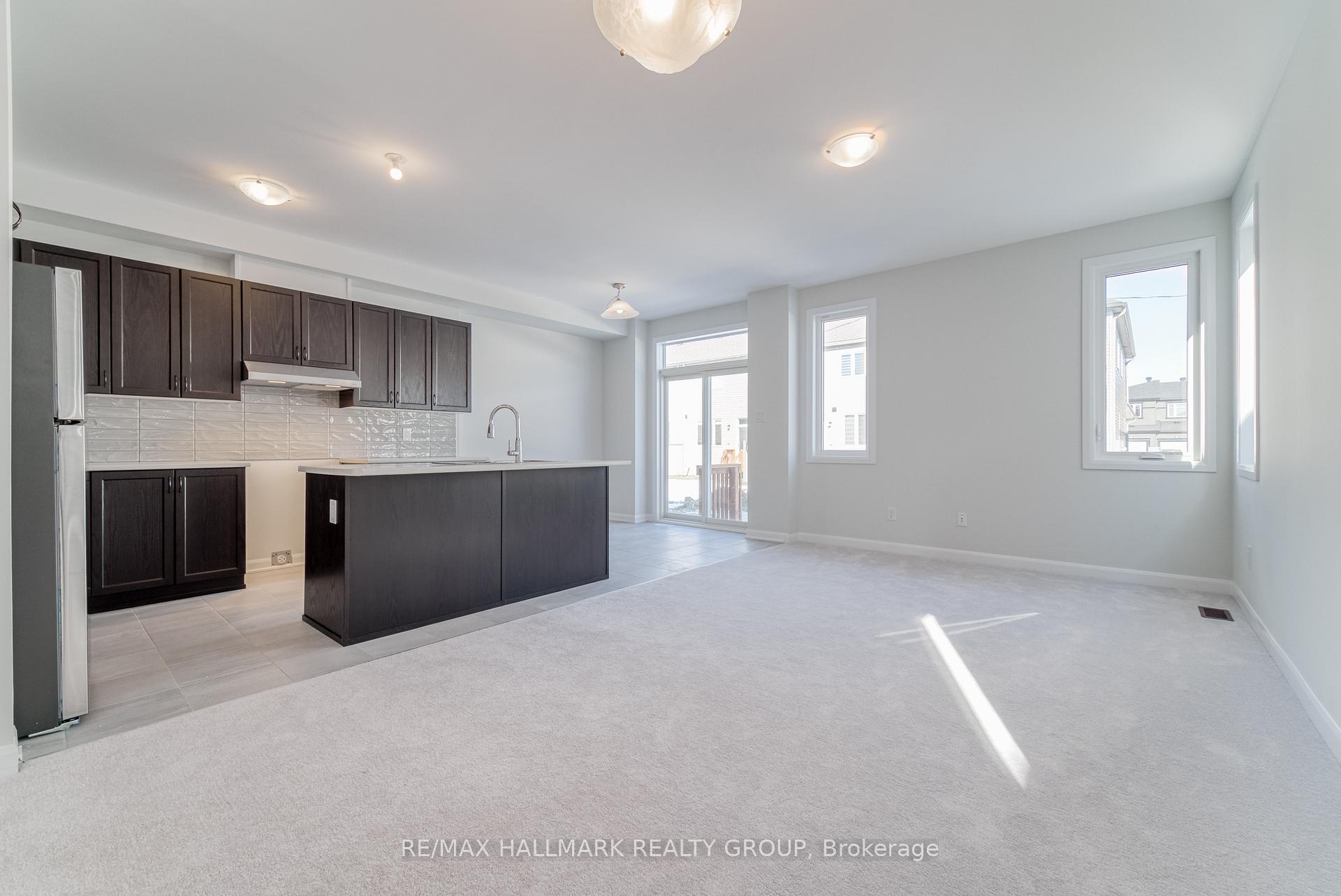 Photo 9 of 569 Decoeur Drive, Ottawa, Avalon West — HOMEH