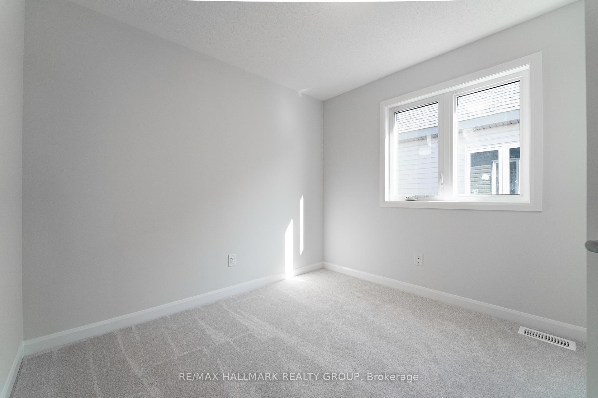 Photo 24 of 569 Decoeur Drive, Ottawa, Avalon West — HOMEH