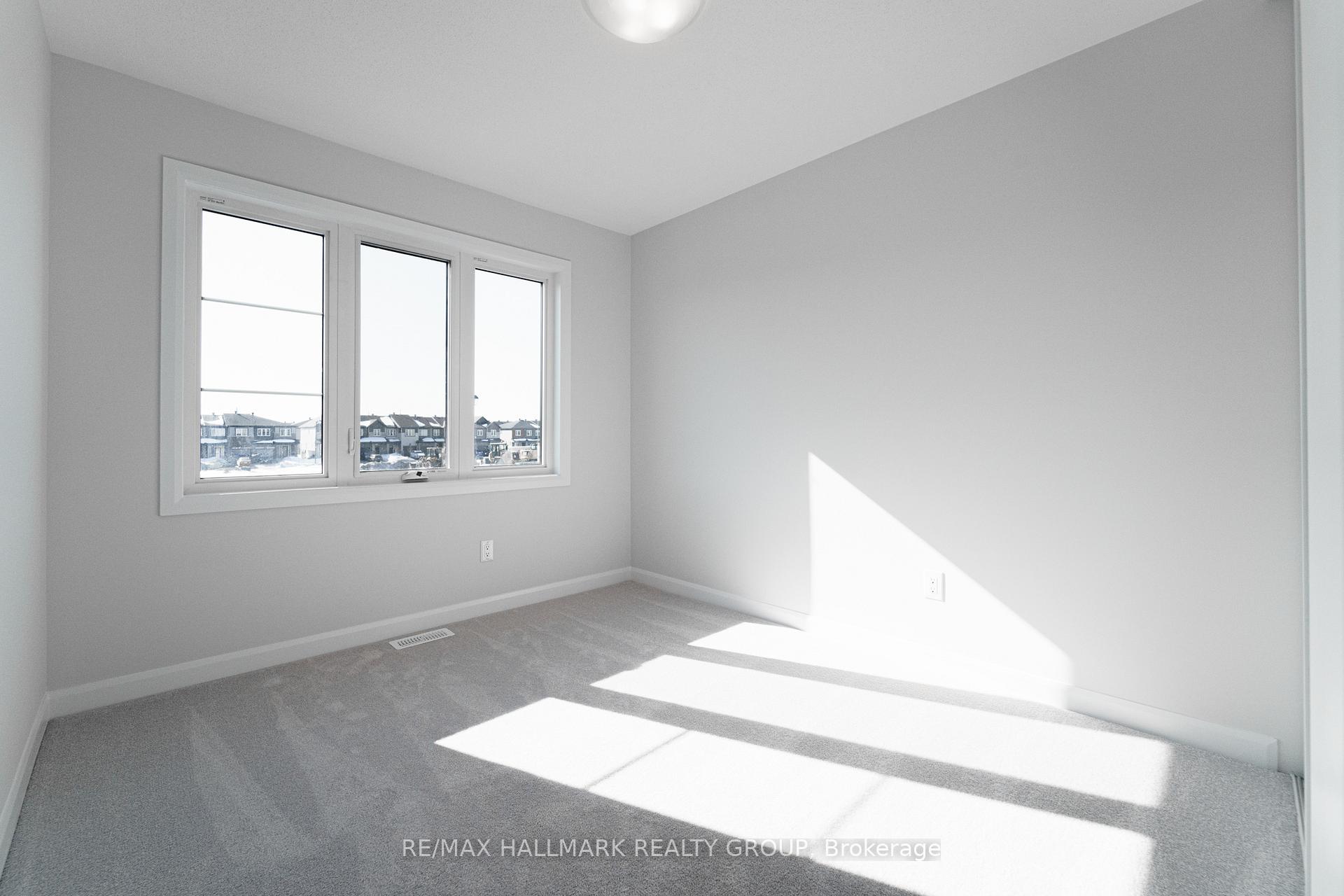 Photo 27 of 569 Decoeur Drive, Ottawa, Avalon West — HOMEH