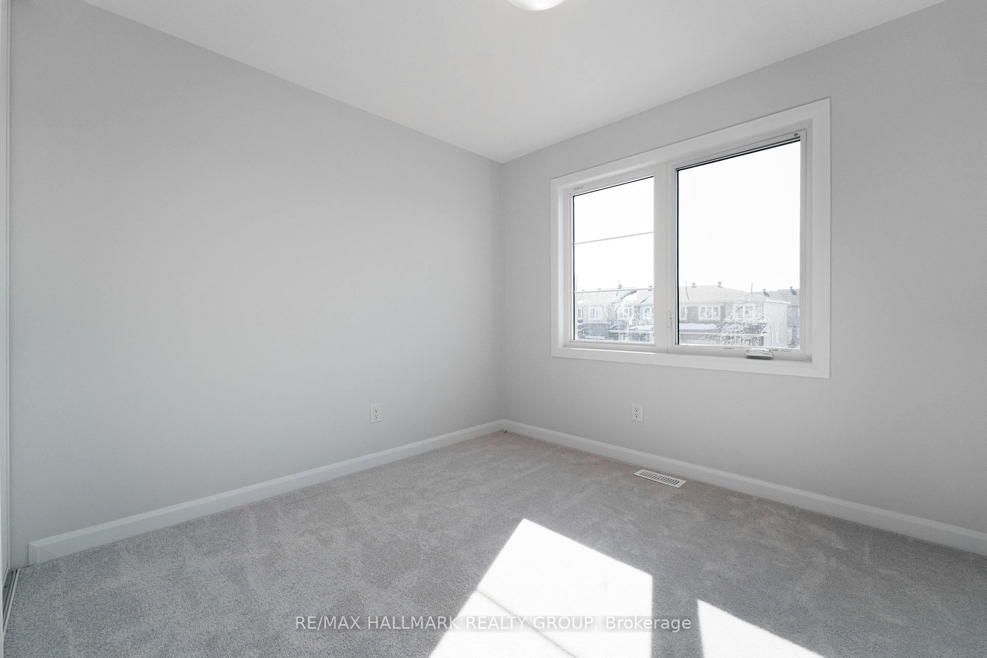 Photo 29 of 569 Decoeur Drive, Ottawa, Avalon West — HOMEH