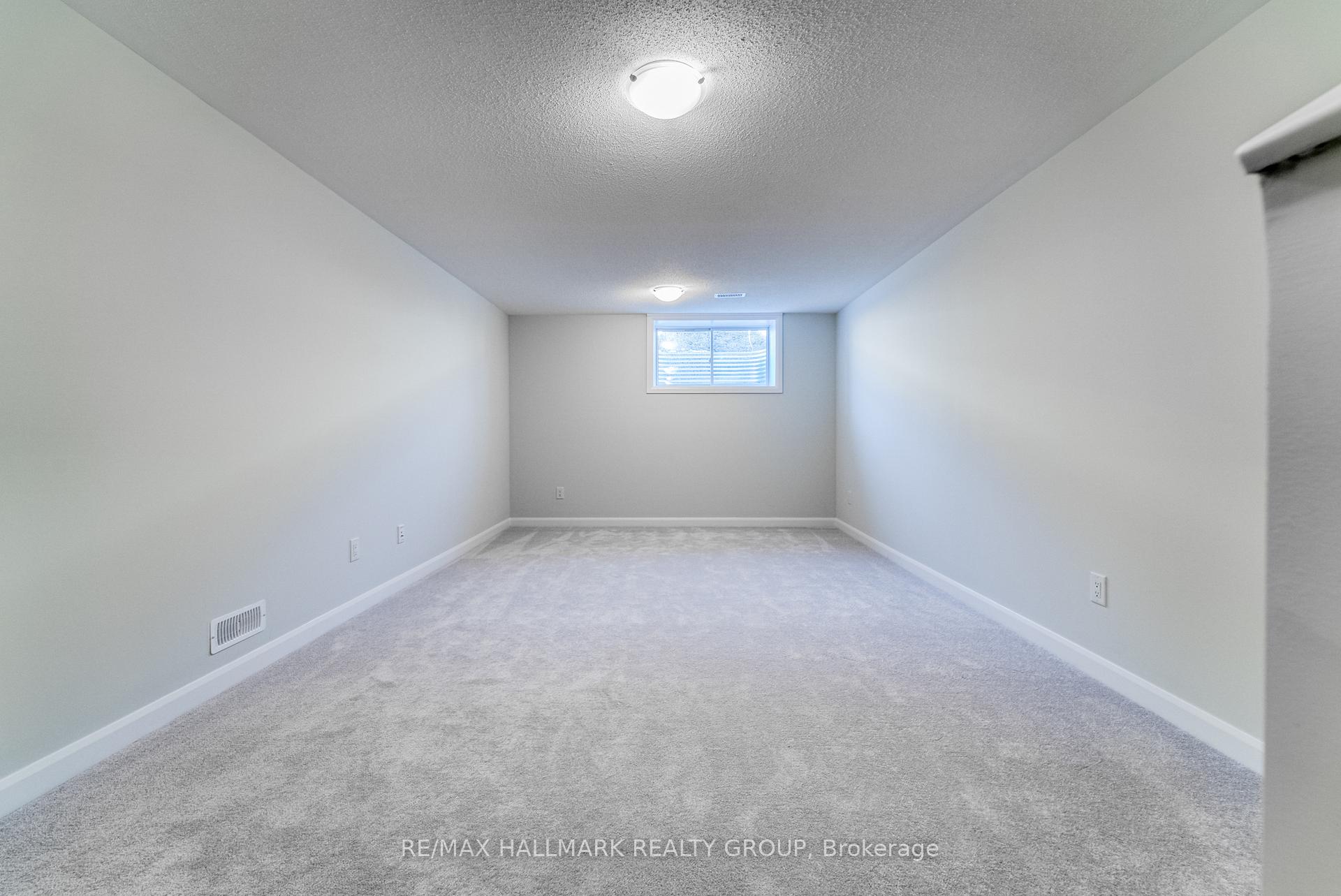 Photo 31 of 569 Decoeur Drive, Ottawa, Avalon West — HOMEH