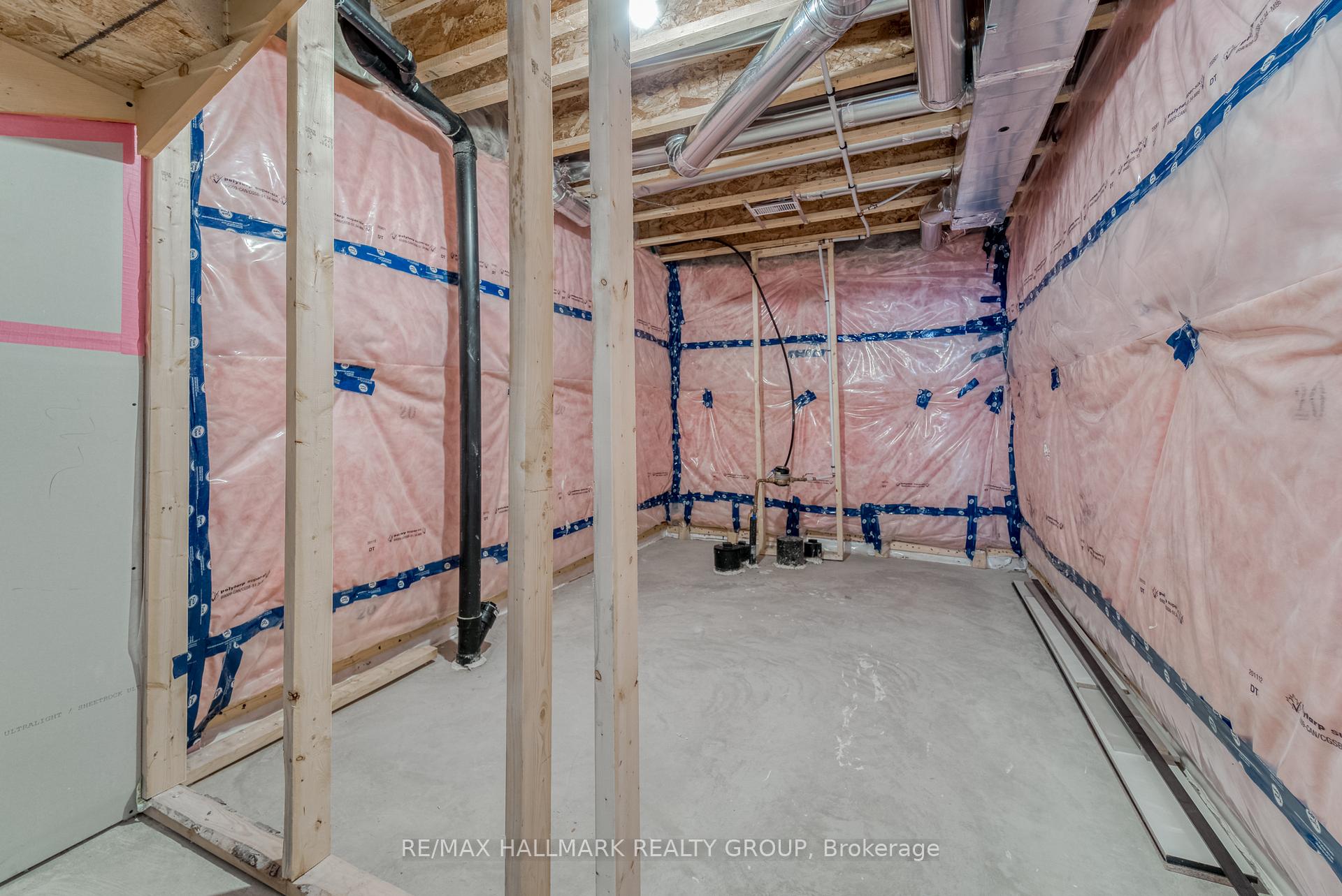Photo 35 of 569 Decoeur Drive, Ottawa, Avalon West — HOMEH