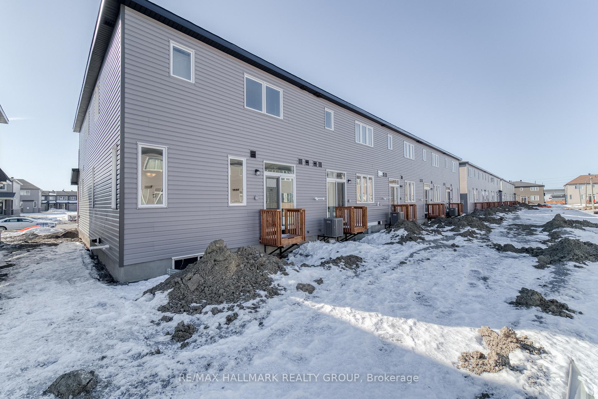 Photo 37 of 569 Decoeur Drive, Ottawa, Avalon West — HOMEH