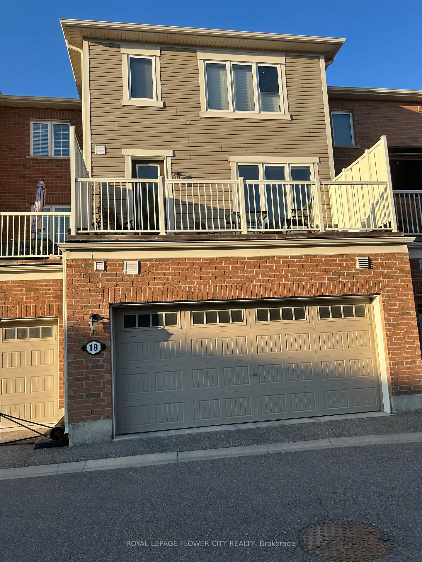 Photo 2 of Unit 18, 1222 Rose Way, Milton, Cobban — HOMEH