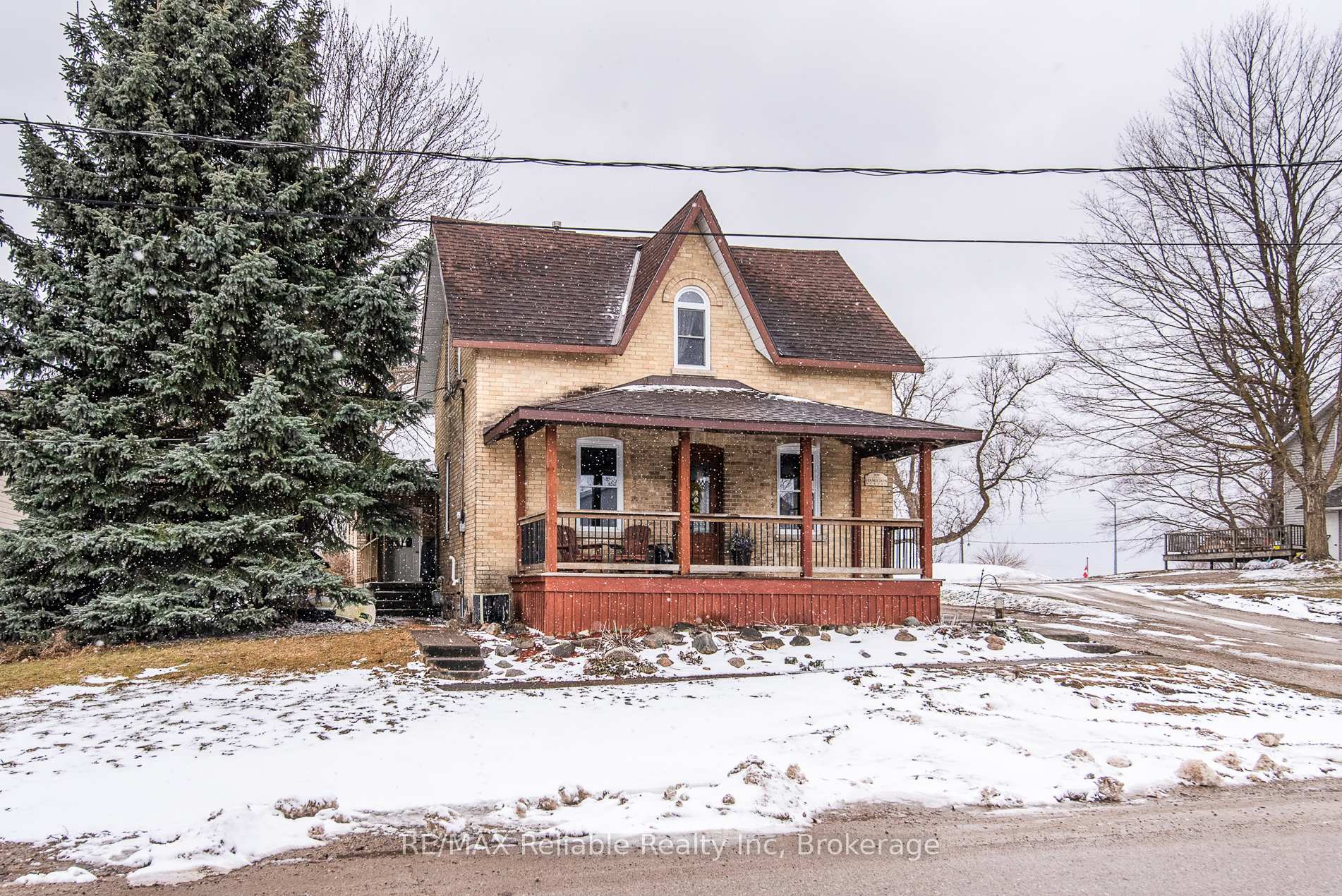 Photo 2 of 209 Hamilton Street W, North Huron, Blyth — HOMEH