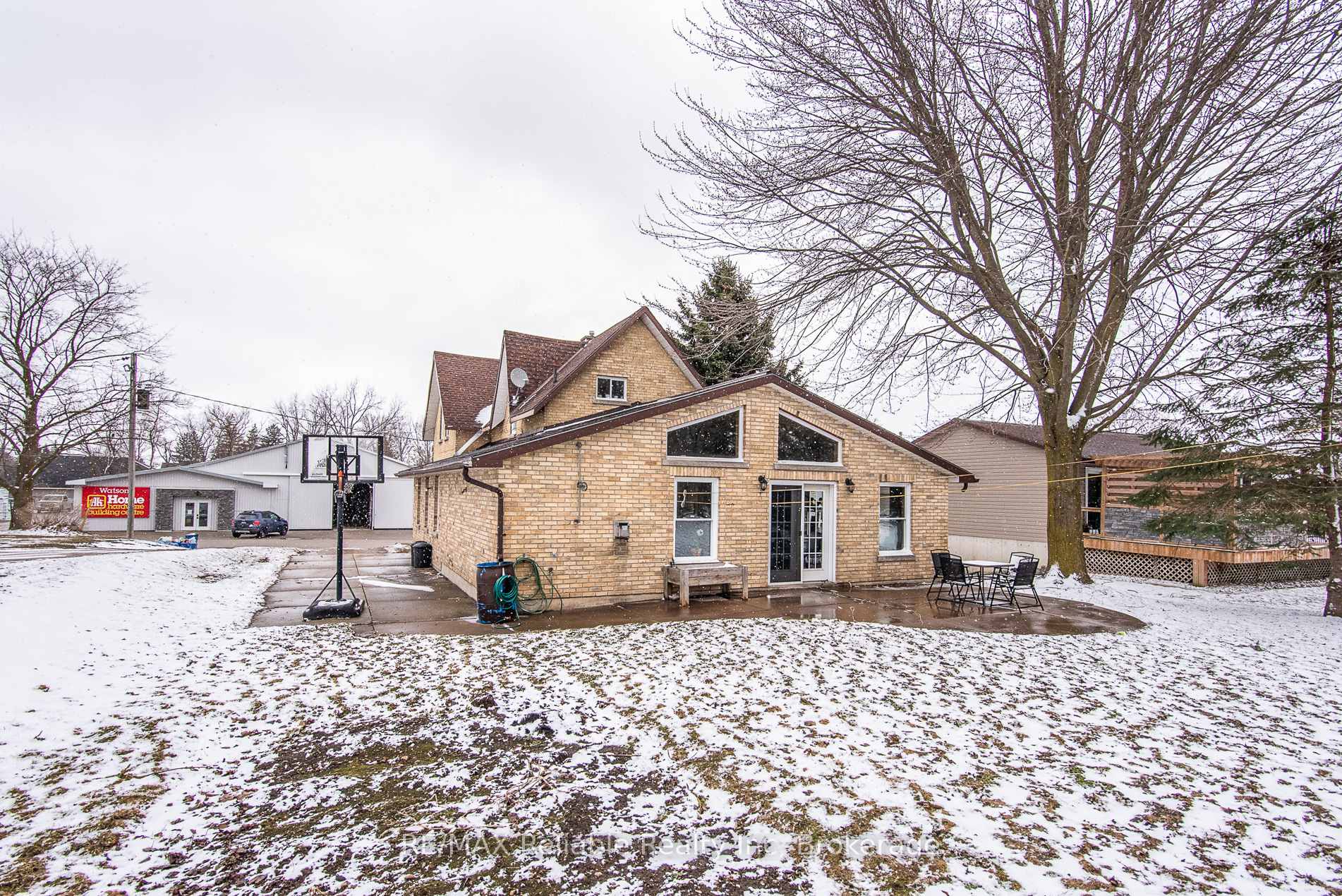Photo 8 of 209 Hamilton Street W, North Huron, Blyth — HOMEH