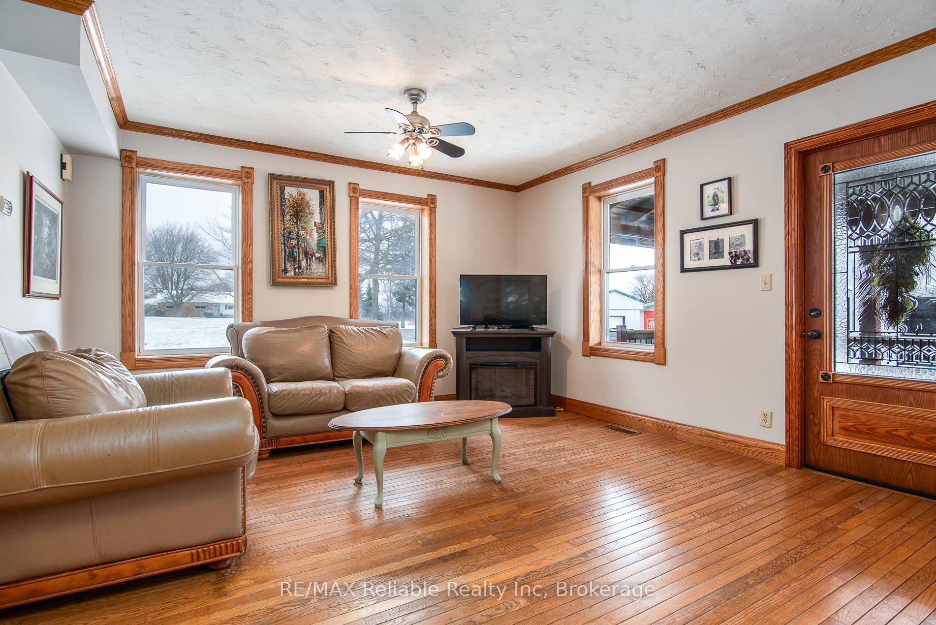 Photo 21 of 209 Hamilton Street W, North Huron, Blyth — HOMEH