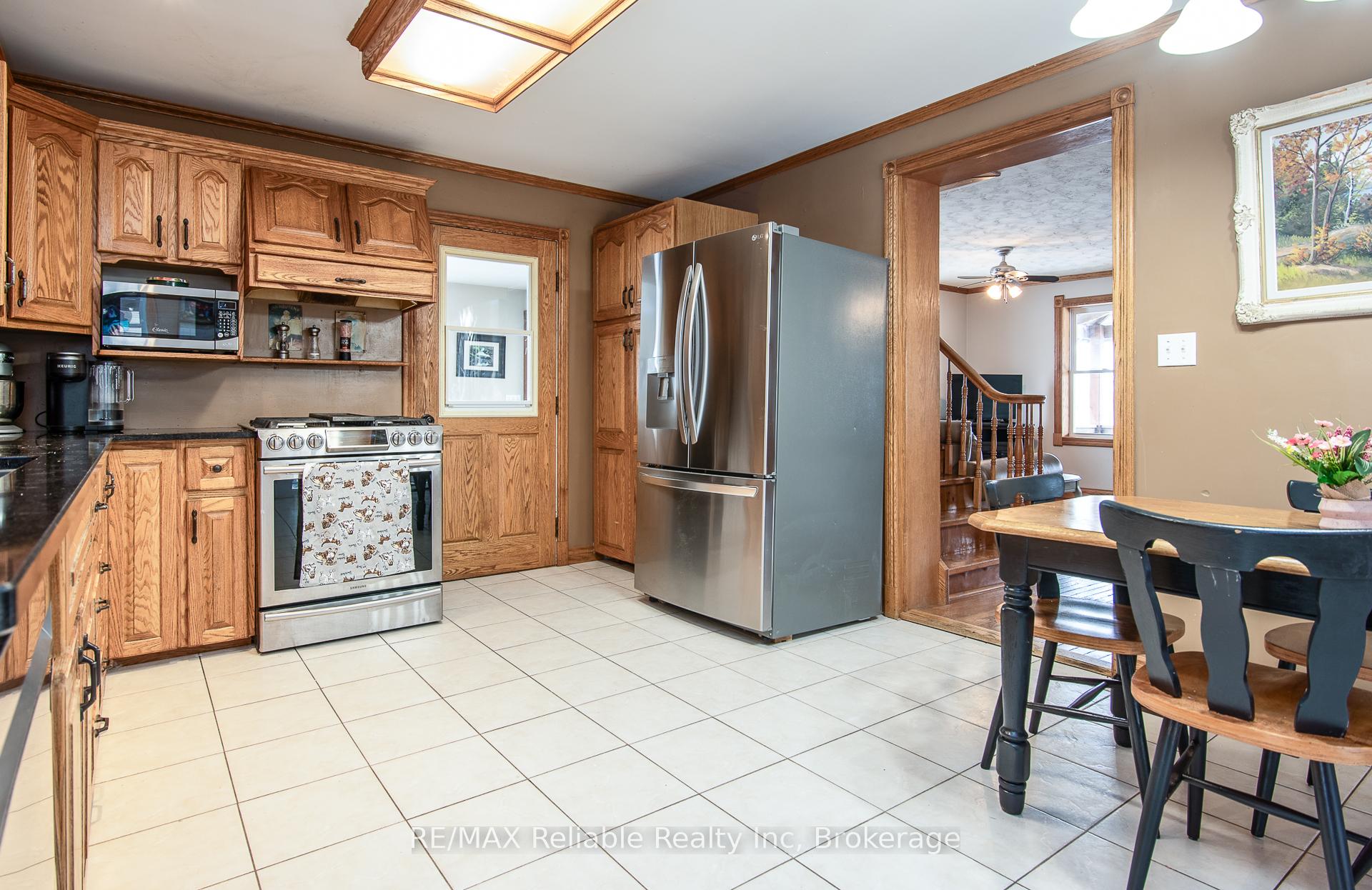 Photo 30 of 209 Hamilton Street W, North Huron, Blyth — HOMEH