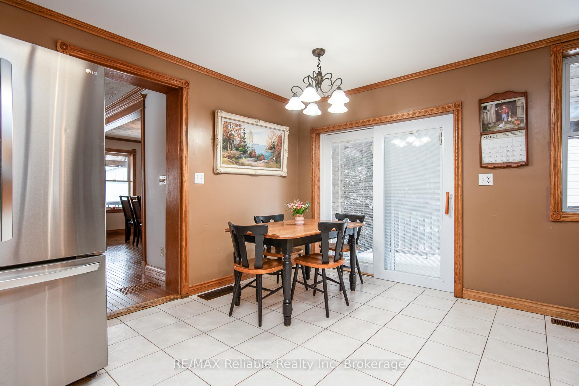 Photo 31 of 209 Hamilton Street W, North Huron, Blyth — HOMEH