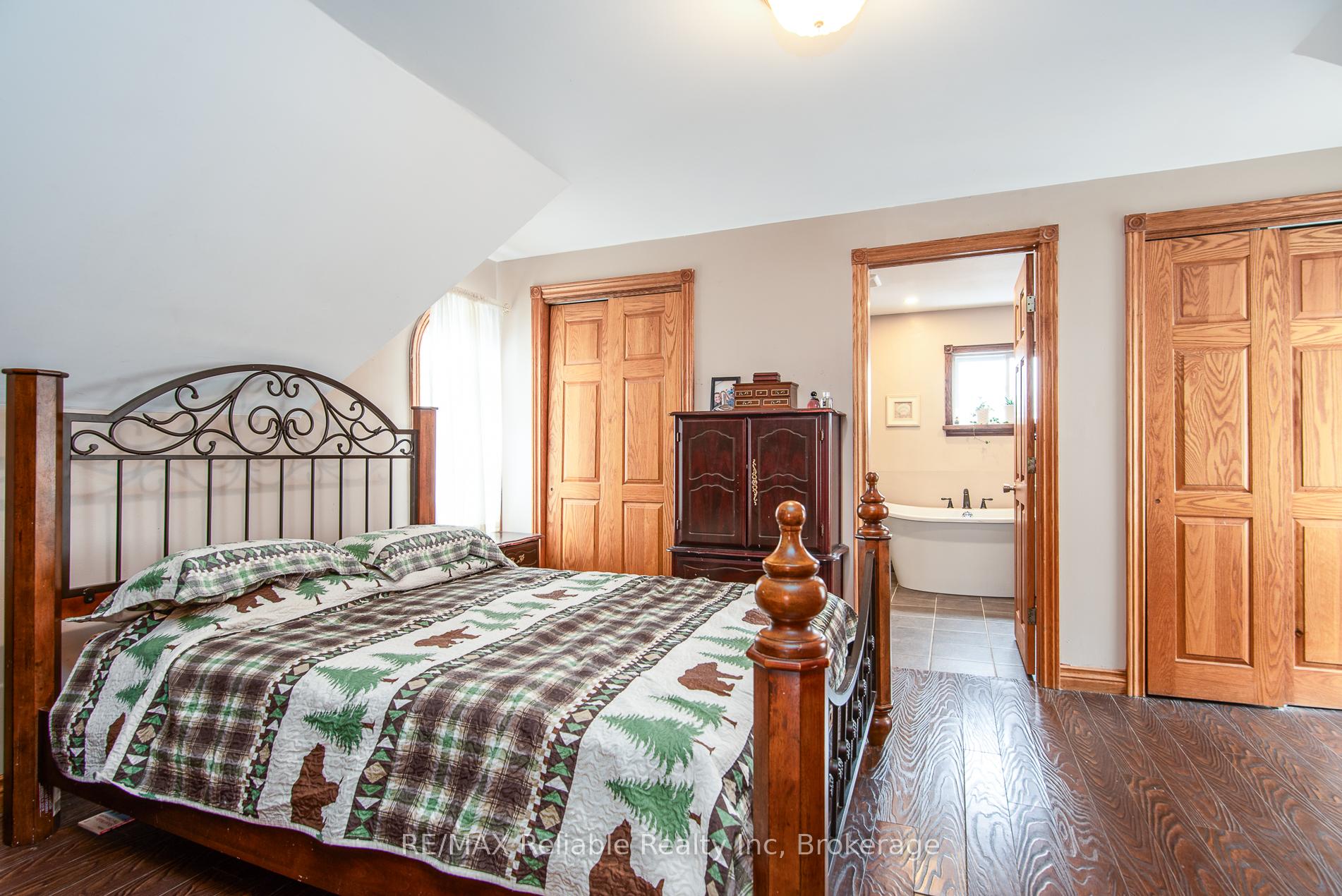 Photo 38 of 209 Hamilton Street W, North Huron, Blyth — HOMEH