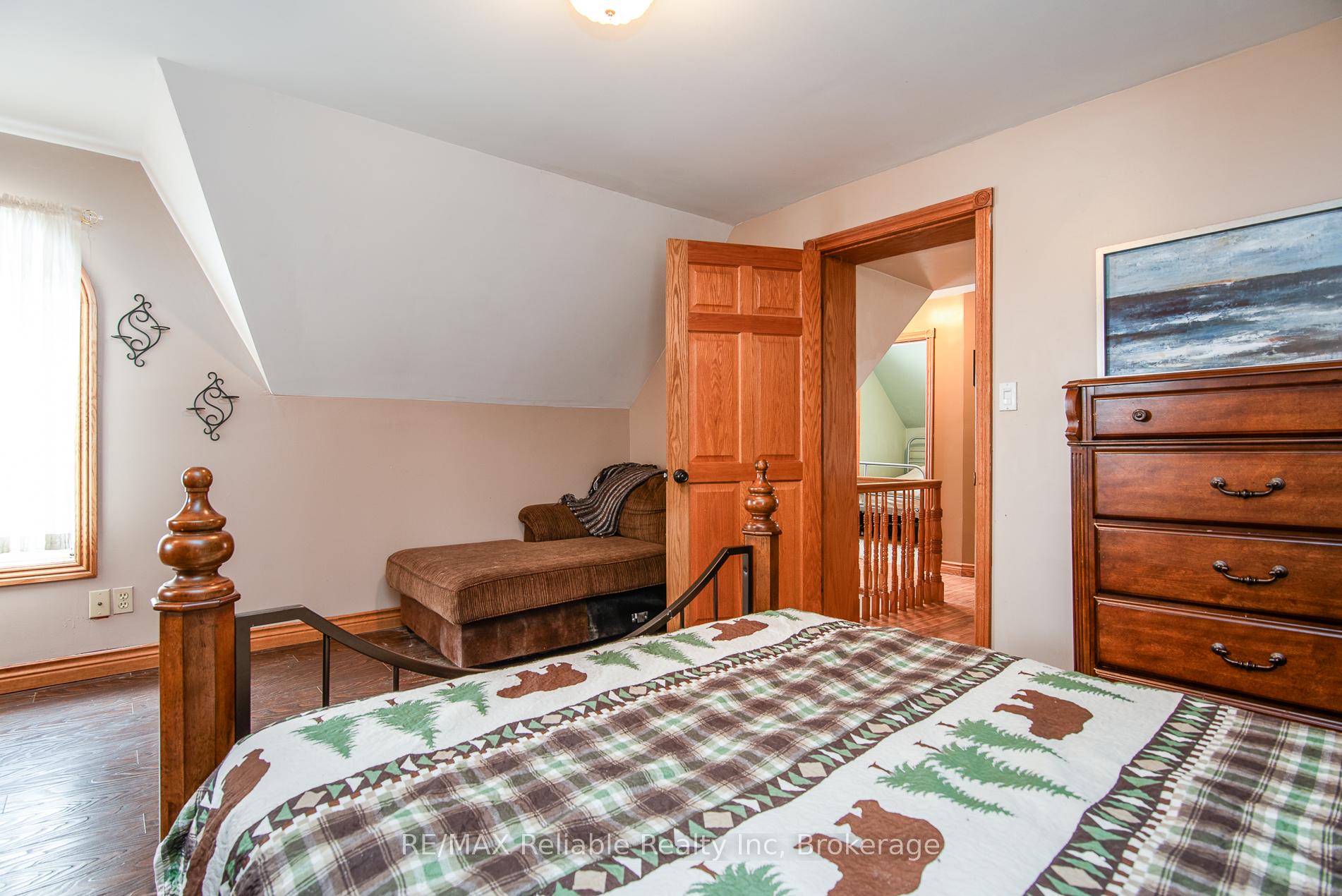 Photo 40 of 209 Hamilton Street W, North Huron, Blyth — HOMEH